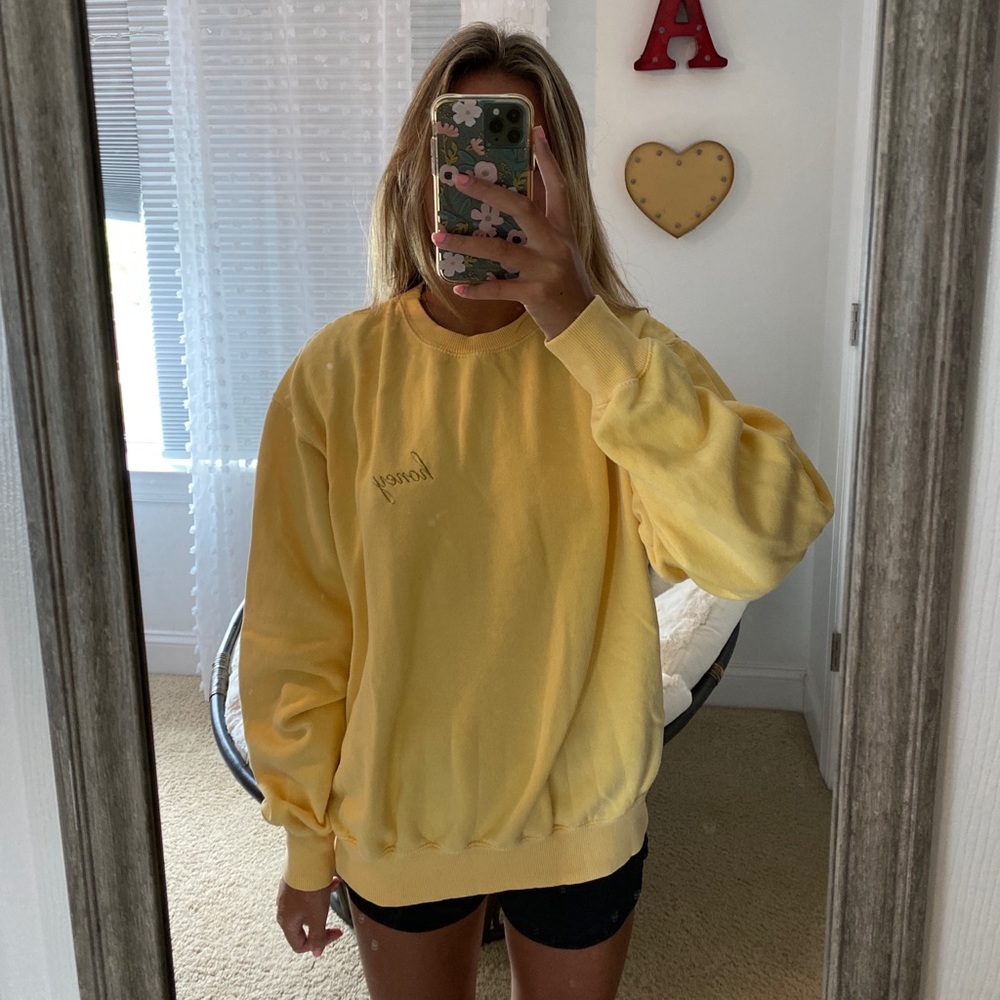 Brandy Melville honey crew neck